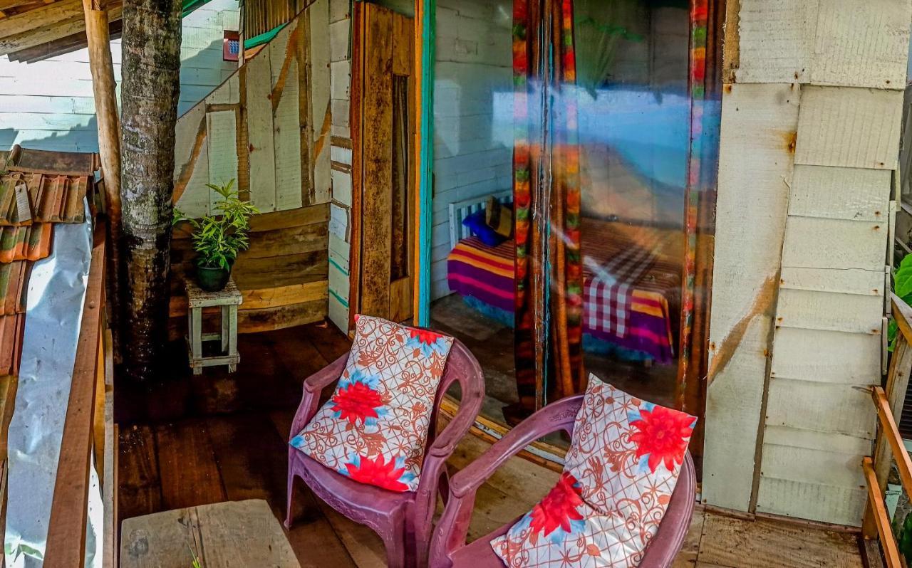 Brother'S Beach Home Bussa エクステリア 写真