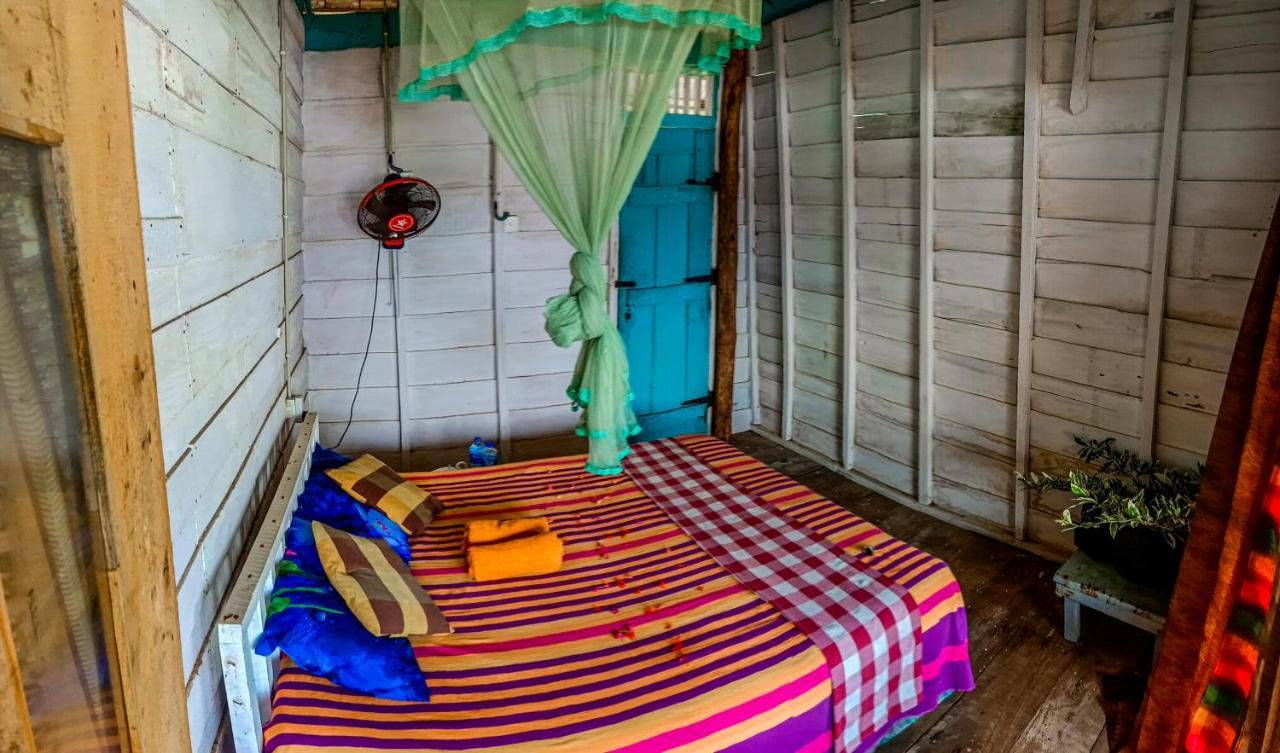 Brother'S Beach Home Bussa エクステリア 写真