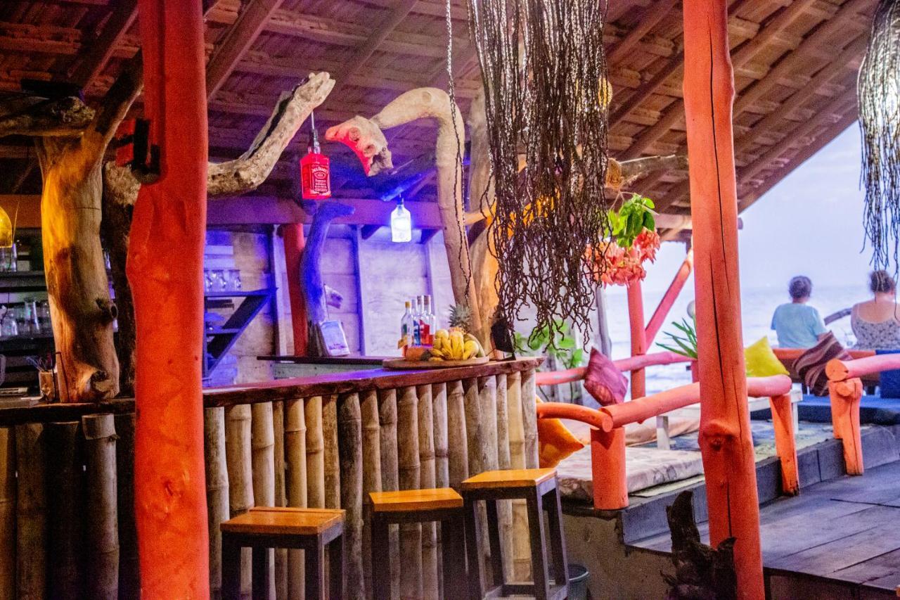 Brother'S Beach Home Bussa エクステリア 写真